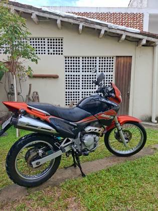 HONDA NX4 FALCON 